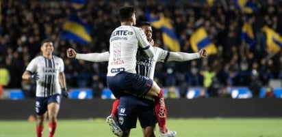 Monterrey se impone frente a Tigres  en el 'Volcán'