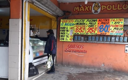 Comerciantes locales se temen incremento de precio en pollo