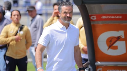 Pumas anuncia el despido del entrenador Rafael Puente del Río