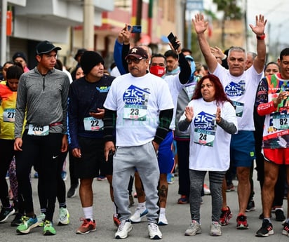 SIMAS reconoció a usuarios por participar en la carrera anual 5K