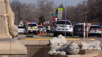 Estudiante balea y hiere a dos trabajadores en una escuela de Denver