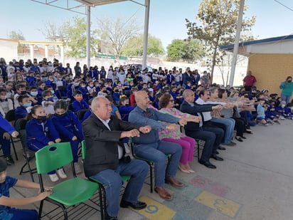 'Arte pa' llevarte', en escuela El Chamizal