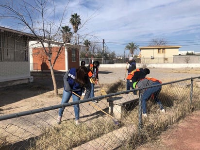 Educación municipal, presenta reporte de trabajo en beneficio de escuelas y alumnos  