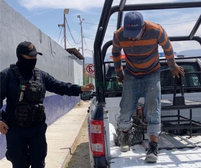 Hombre termina en la cárcel municipal de Monclova por alterar el orden