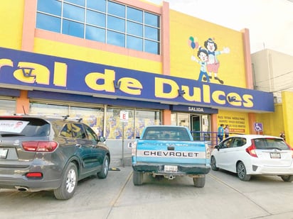 Gerente de la Central de Dulces Monclova muere laborando