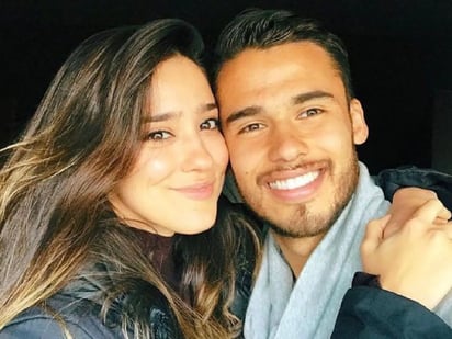 Diego Reyes se comprometió con la actriz Viviana Serna