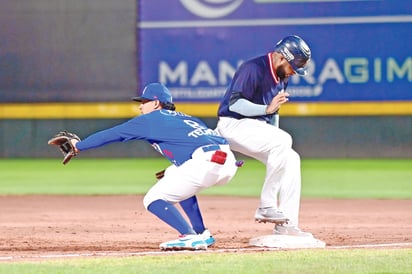 Sultanes gana a los Acereros en juego de pretemporada 