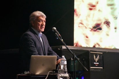 'Chucho' Ramírez estuvo en conferencia de motivación en el Teatro de la Ciudad 