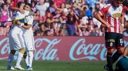 Con el interino Mariano Herrón como DT, Boca Juniors goleó 3-0 a Barracas Central