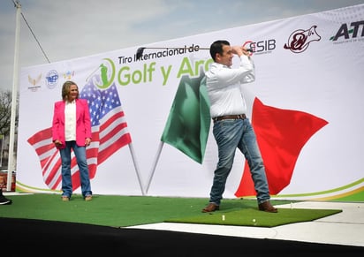 'Buena Vecindad' se festeja con evento de tiro de golf