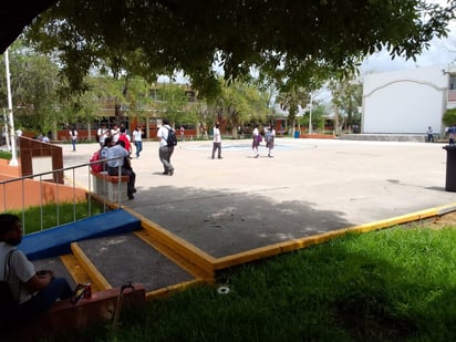 Pronnif lleva pláticas contra el bullying a escuelas de PN