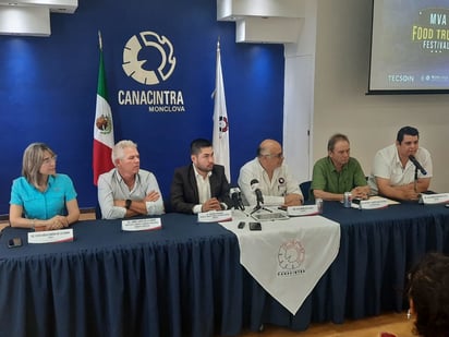 Canacintra impulsa industria de construcción de Food Trucks 