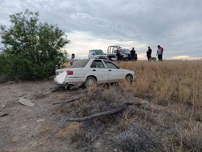 Bomberos de Escobedo atiende dos salidas de camino en la 57