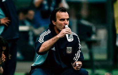 La 'garra charrúa' ya tiene timonel, Marcelo Bielsa está apalabrado con Uruguay