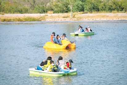 Ecoparque tendrá 10 lanchas nuevas para los paseos en el lago artificial