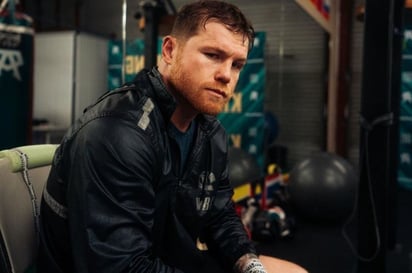 'Canelo' Álvarez revela que sufrió parálisis facial  