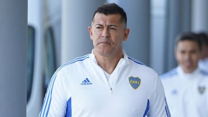 Jorge Almirón, al frente de su primera práctica en Boca Juniors