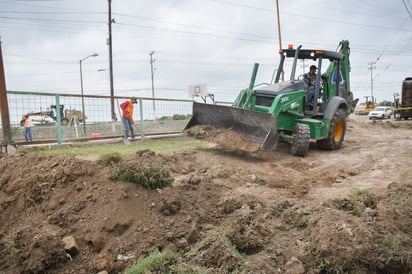 Ciudadanos de Piedras Negras cuentan con espacios para la practica del deporte 