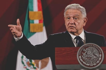 AMLO recomienda a su 'sucesora o sucesor' comprar un banco, tener una aseguradora y realizar una reforma al Poder Judicial