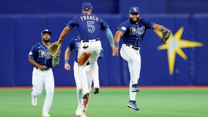 Devers mete a los Red Sox en el juego con jonrón de 3 carreras