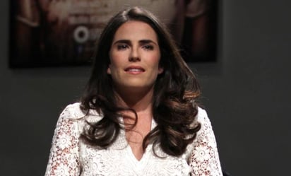  Tunden a Karla Souza por llamarse persona 'de color': 'deberíamos ganar igual que la gente blanca'