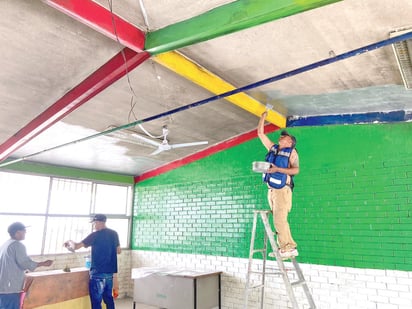 Jardín de niños son reparados para su uso en el próximo regreso a clases