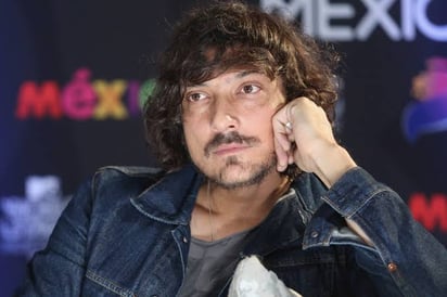 En mis temas me pongo en los zapatos del otro: León Larregui