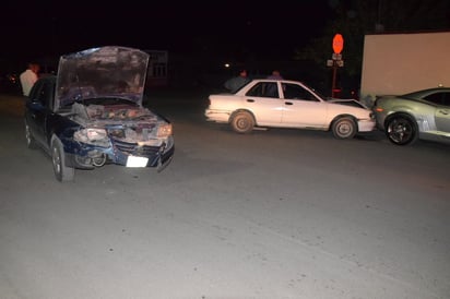 Cafre 'juega al billar' con su carro en la colonia Los Pinos