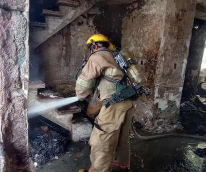 Bachicha acaba con casa en la colonia Aviación