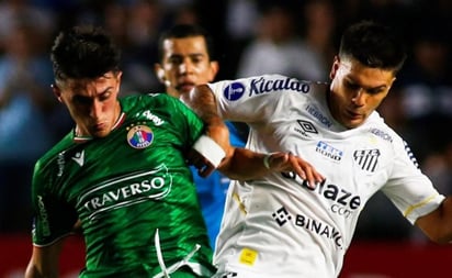 Audax Italiano resistió y rescató un meritorio empate en su visita al Santos por la Copa Sudamericana