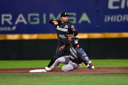 Acereros abre con triunfo ante Rieleros