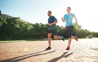  5 mitos sobre correr: Correr puede ayudar a quitar la ansiedad y el estrés, además despeja la mente e incluso mejora el estado anímico.
