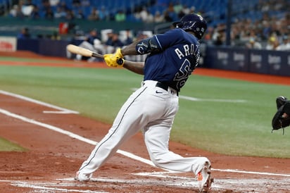 Rays gana a Astros 8-3, tiene 14 triunfos al hilo en casa