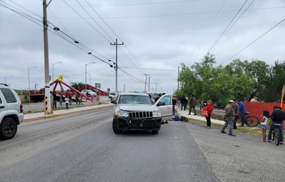 Ciclista sigue lesionado; conductor bajo investigación 