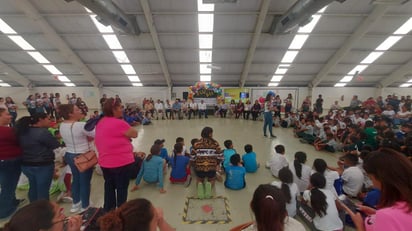 Celebran Día del Niño en Canacintra