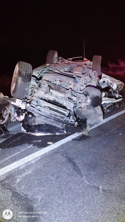 Dos hombres mueren tras chocar con tráiler