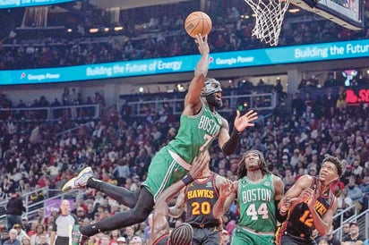 Celtics eliminan a Hawks y van a la siguiente fase