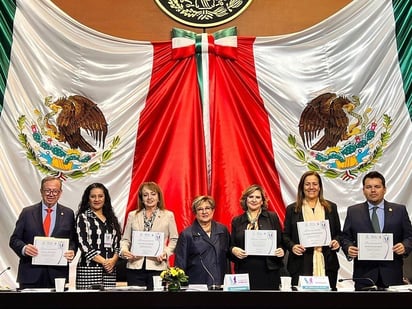 Leticia Carrillo participa en el foro “Niñez Migrante” en la Ciudad de México.