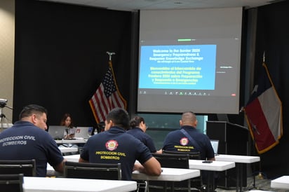 Agencias de Bomberos de Eagle Pass y PN en capacitación binacional