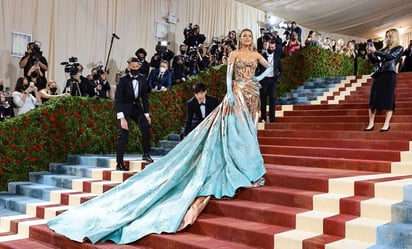 Blake Lively confirma que no irá a Met Gala