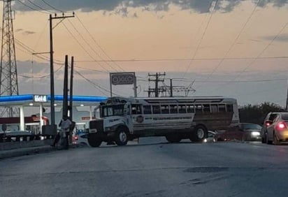 Otra vez amanece Tamaulipas con bloqueos y disparos