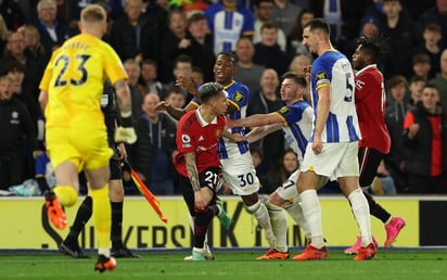 Manchester United cayó por la mínima en la Premier League.