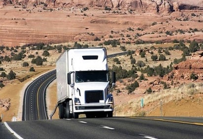 Aumentan robos a transportistas en carreteras aledañas a Coahuila 