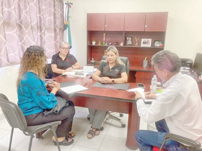 Mujeres de Coprovi recibirán talleres de oficio gratis en CECATI 