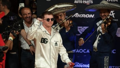 Canelo Álvarez se molestó con un reportero tras pelea vs Ryder: '¿Para qué estás aquí?'