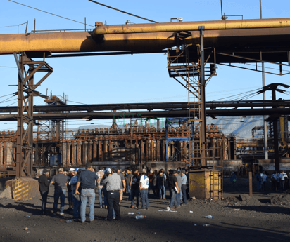 Trabajadores de 'la Coqui' sostienen reunión con líderes sindicales