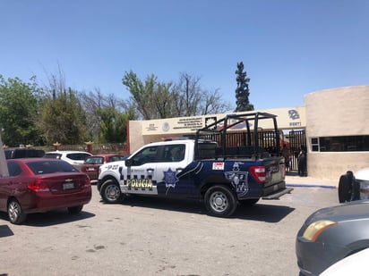 Operativo en CBTis por presunto alumno con arma de fuego