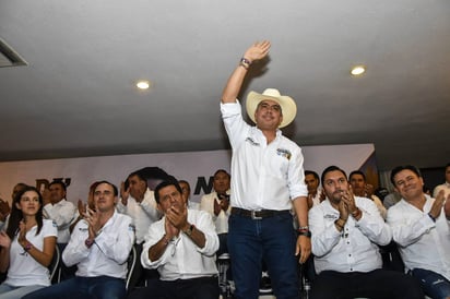 Refuerzan Manolo y Paredes campaña en Distrito V