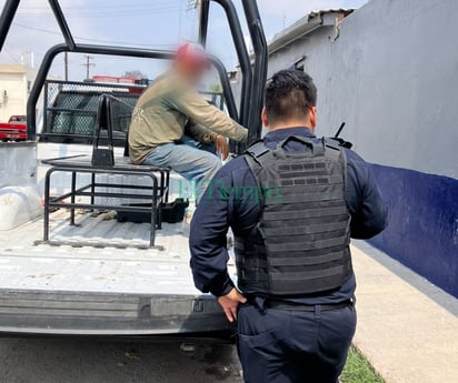 Hombre altera el orden en la Zona Centro de Monclova