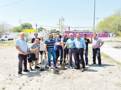 Ecología continúa con la entrega de los árboles totalmente gratuitos